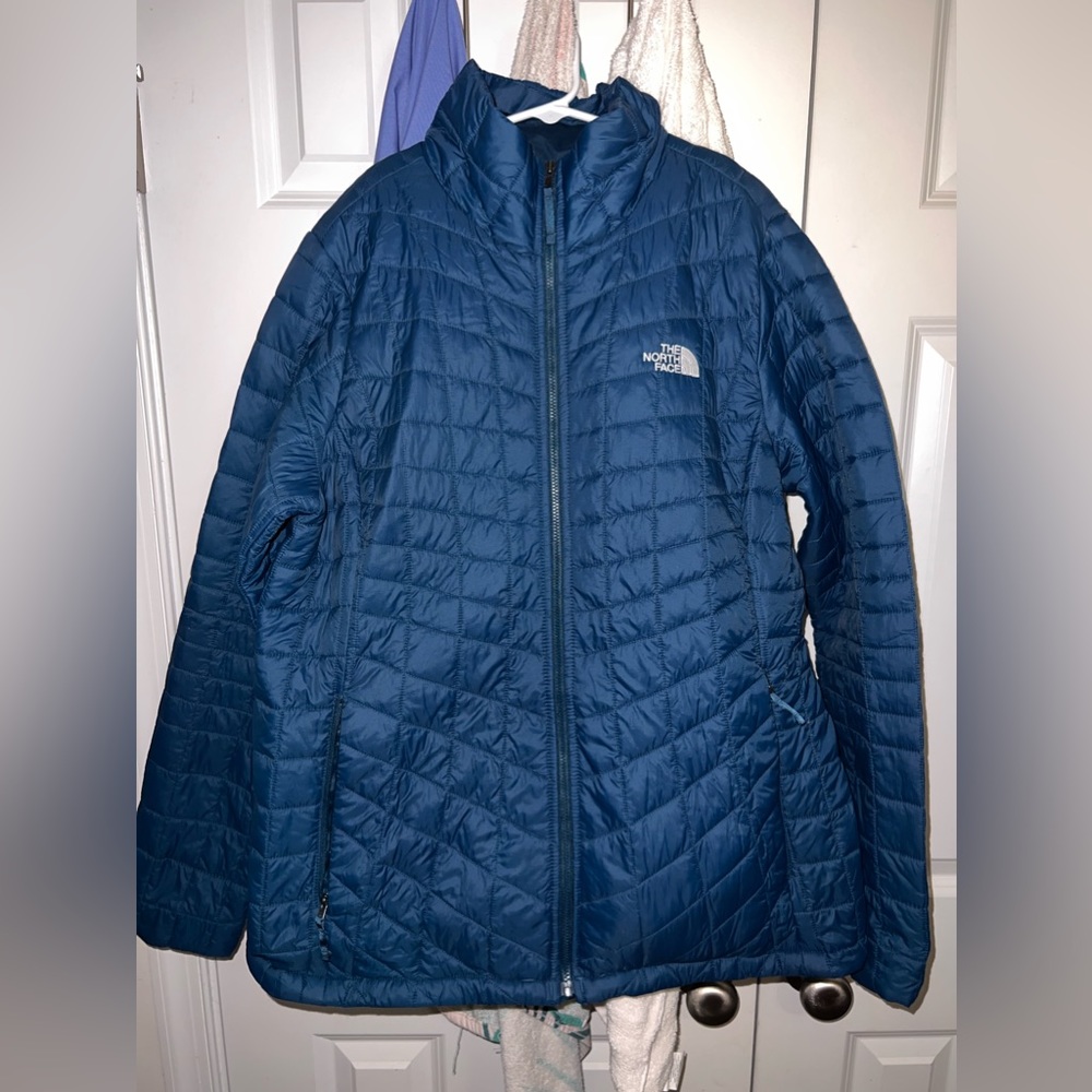 Women’s Thermoball north face jacket